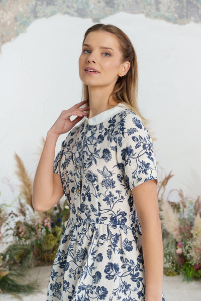 Classic Dress, Short Sleeve, Ink Rose
#color_ink-rose-white-collar